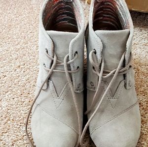 Tom's Women's Booties. Size 8